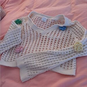 Women's cream Knit Sweater with Rose crochet Floral Accents S